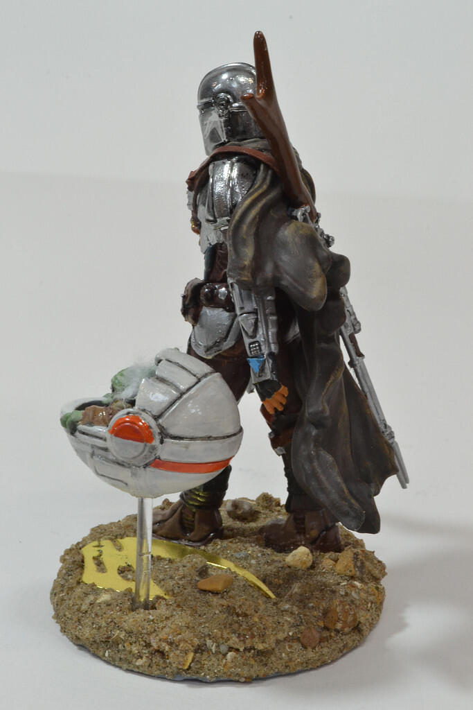 1/18 Mandalorian + Grogu