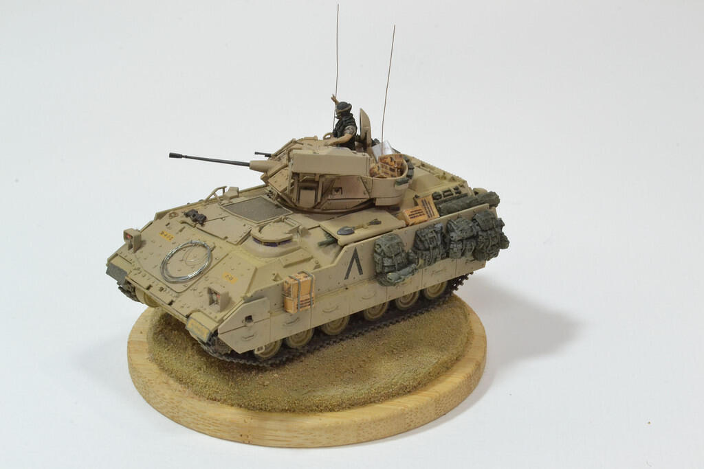 1/72 M2 A3 Bradley