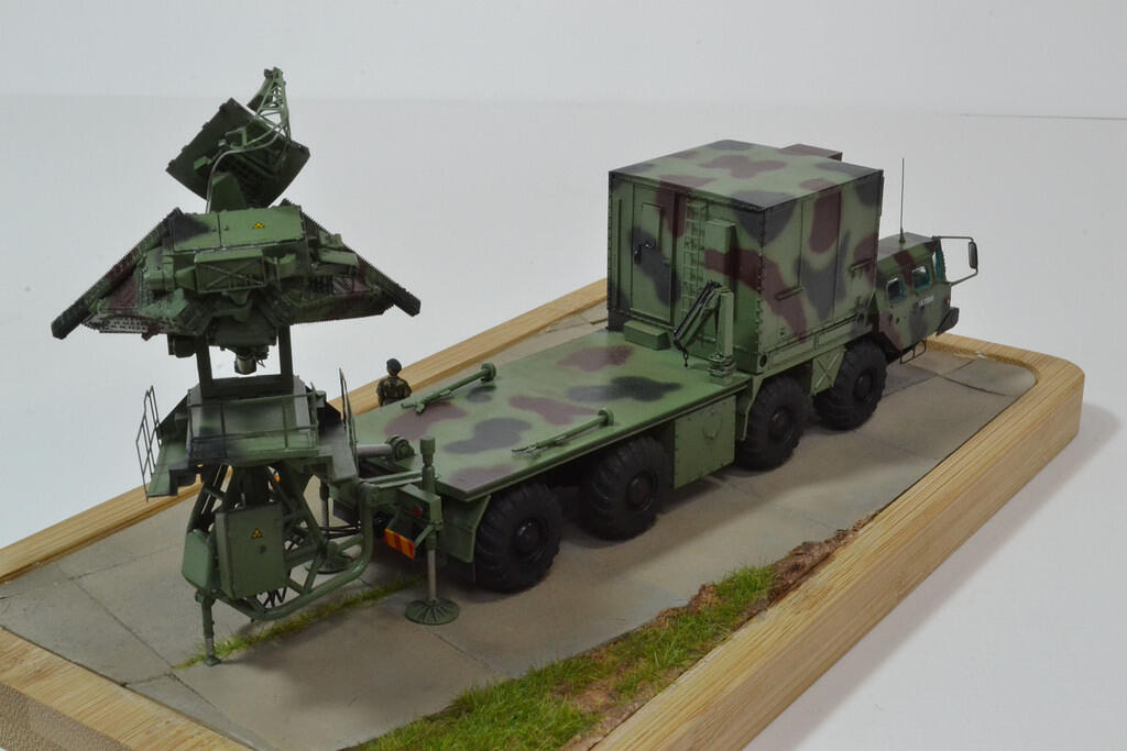 1/72 Maz-543 with SNR-125 'Low Blow' Radar
