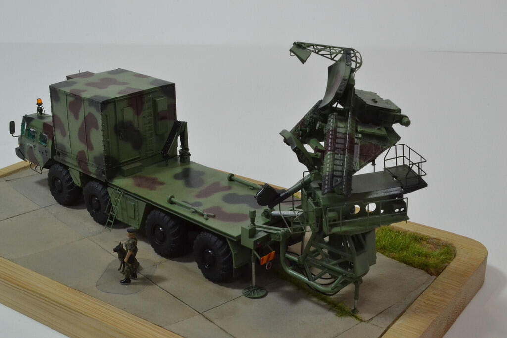 1/72 Maz-543 with SNR-125 'Low Blow' Radar