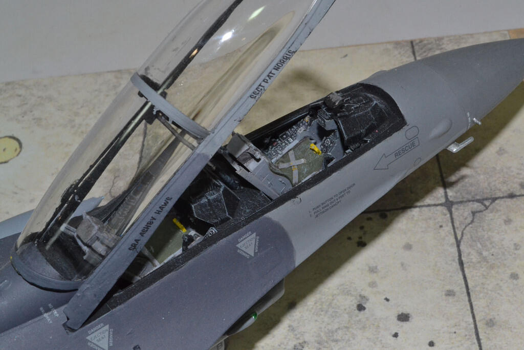 General Dynamics F-16D  Block 42