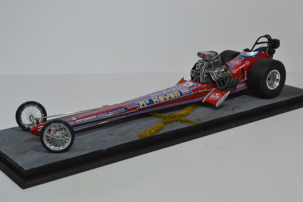 1:16 'Mr Revell' Dragster