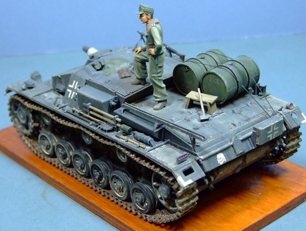StuG III Ausf C/D, Totenkpof, 1:35