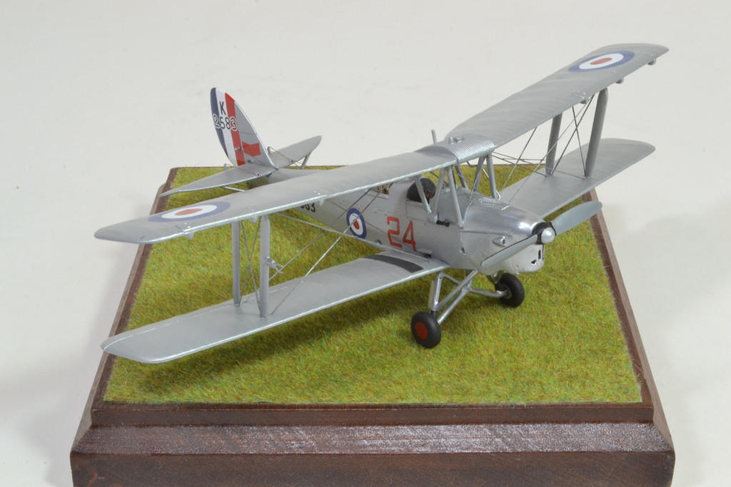 De Haviland DH 82 Tiger Moth