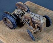 Fergusson Tractor TE-20, 1:24